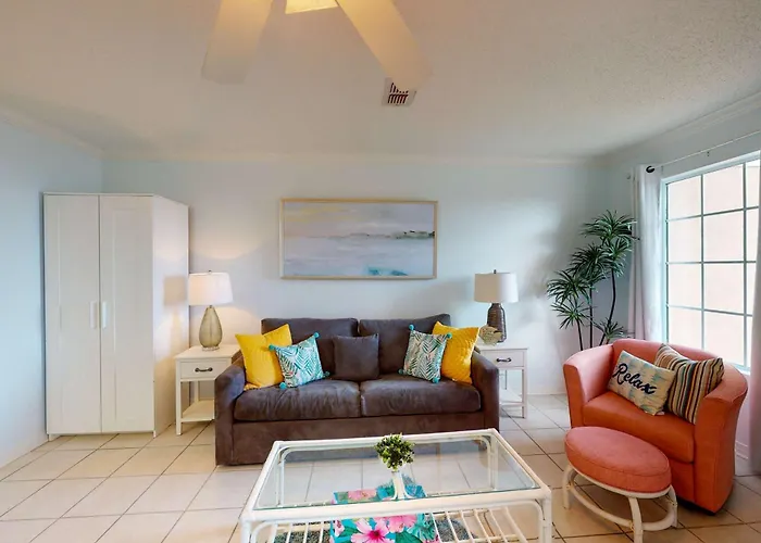 Beautiful Oceanfront With Pool Hot Tub Access Balcony & Wifi Holiday home Gulf Shores