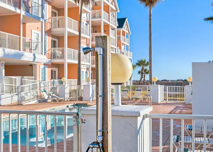 Holiday home Beautiful Oceanfront With Pool Hot Tub Access Balcony & Wifi Gulf Shores